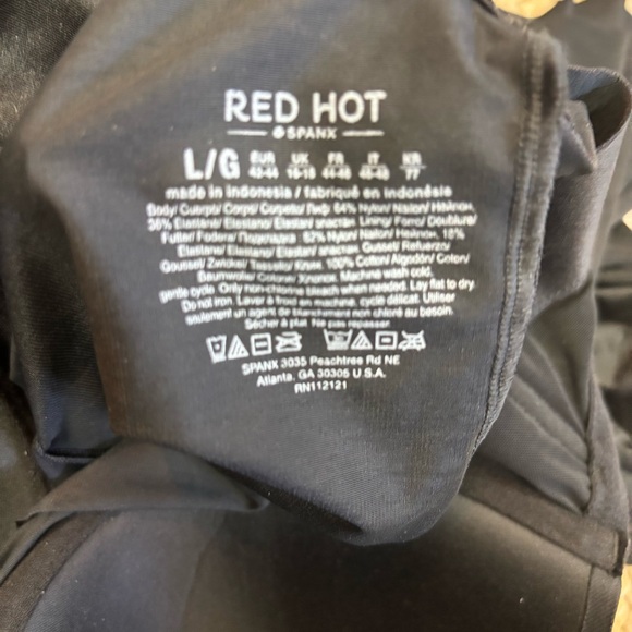 Spanx Red Hot Shapewear Bodysuit L Black – New Without Tags - Picture 3 of 11